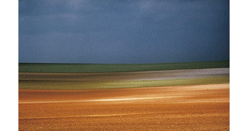 Natural landscape photograph by Franco Fontana