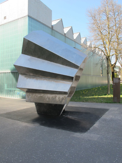 Richard Deacon Footfall