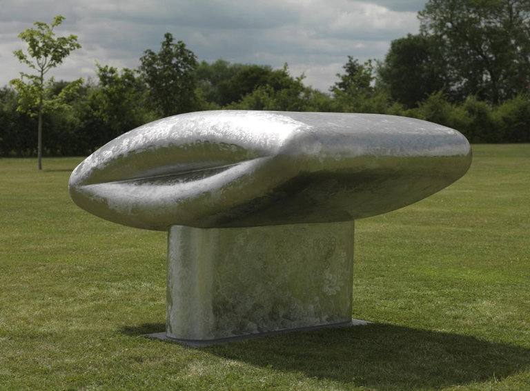 Richard Deacon sculpture