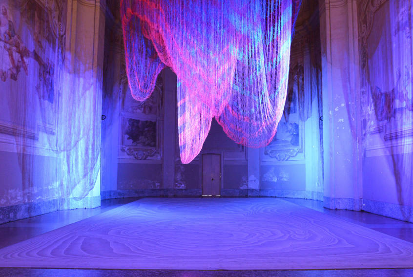 Janet Echelman Possible futures of a line, traveling through space and time installation