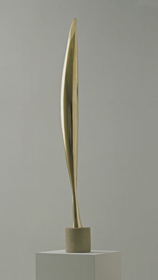 Constantin Brancusi Bird in Space sculpture